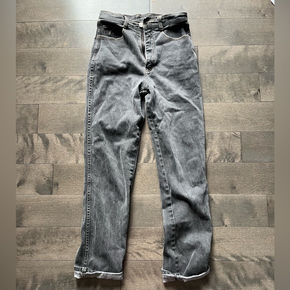 Vintage jordache jeans, tight fitted with baggy legs. - Picture 4 of 4